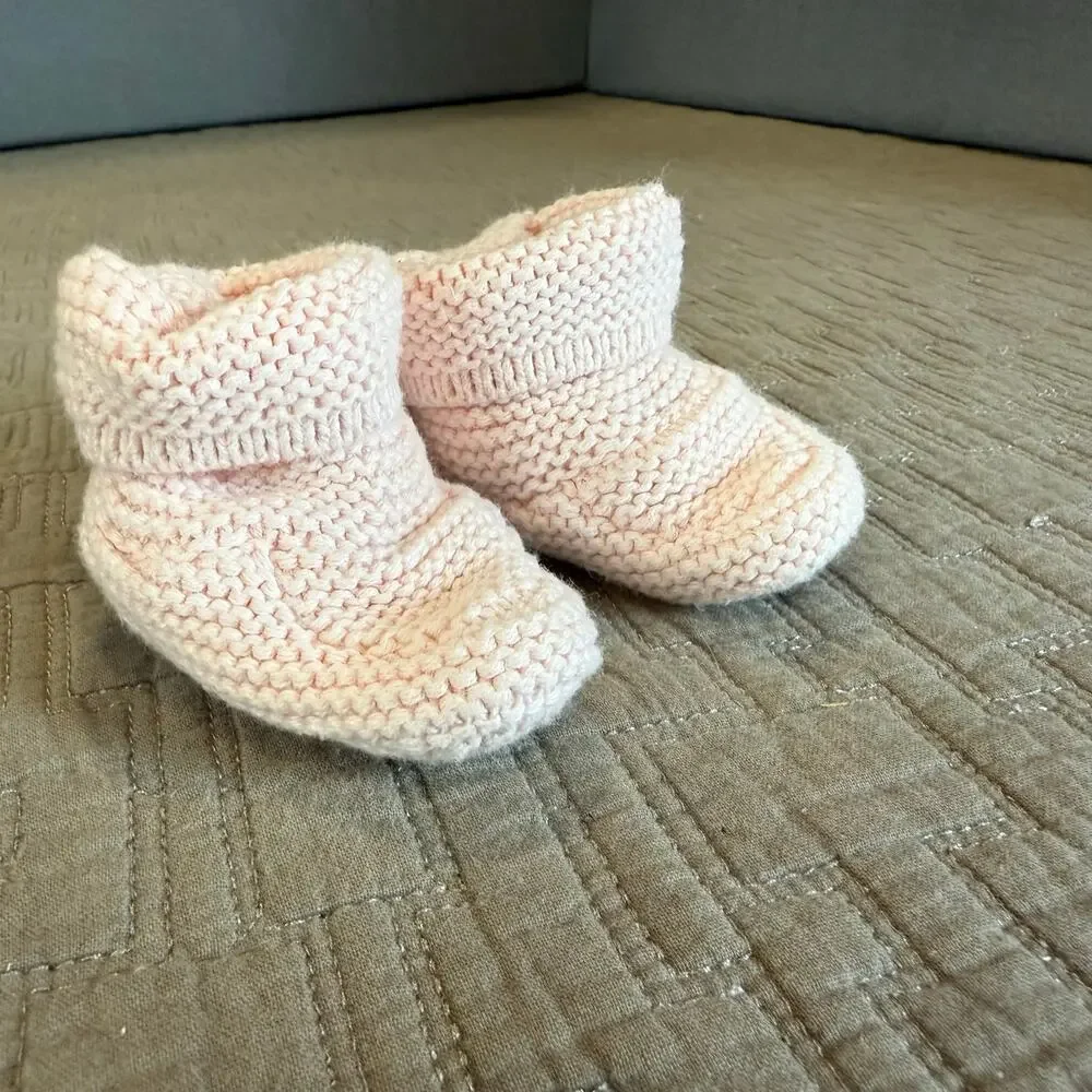 GAP baby pink